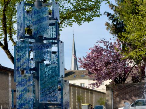 Sculpture urbaine en Verre  TROYES Jean-Franois LEMAIRE